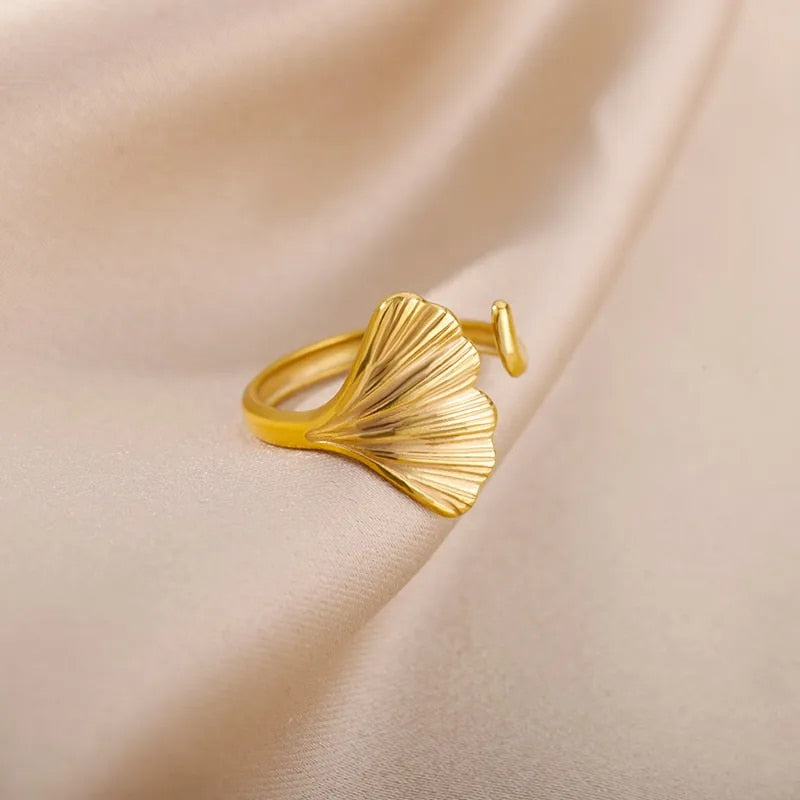 Arielle adjustable gold ring by Andrea