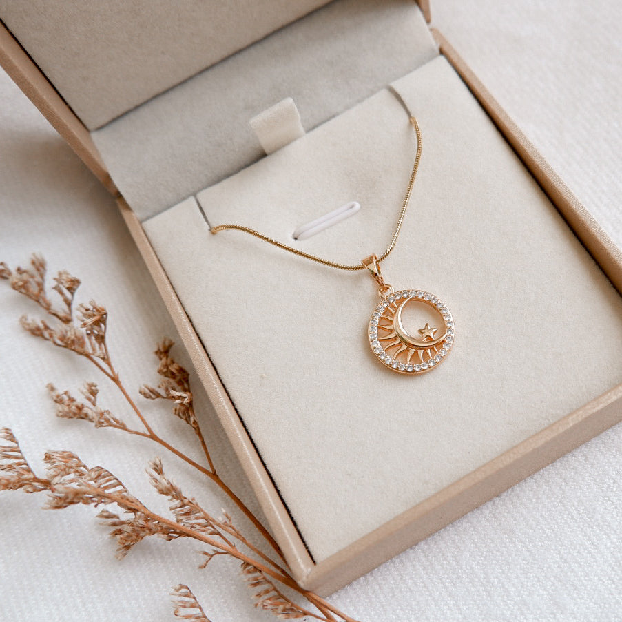 Zendaya Gold Necklace