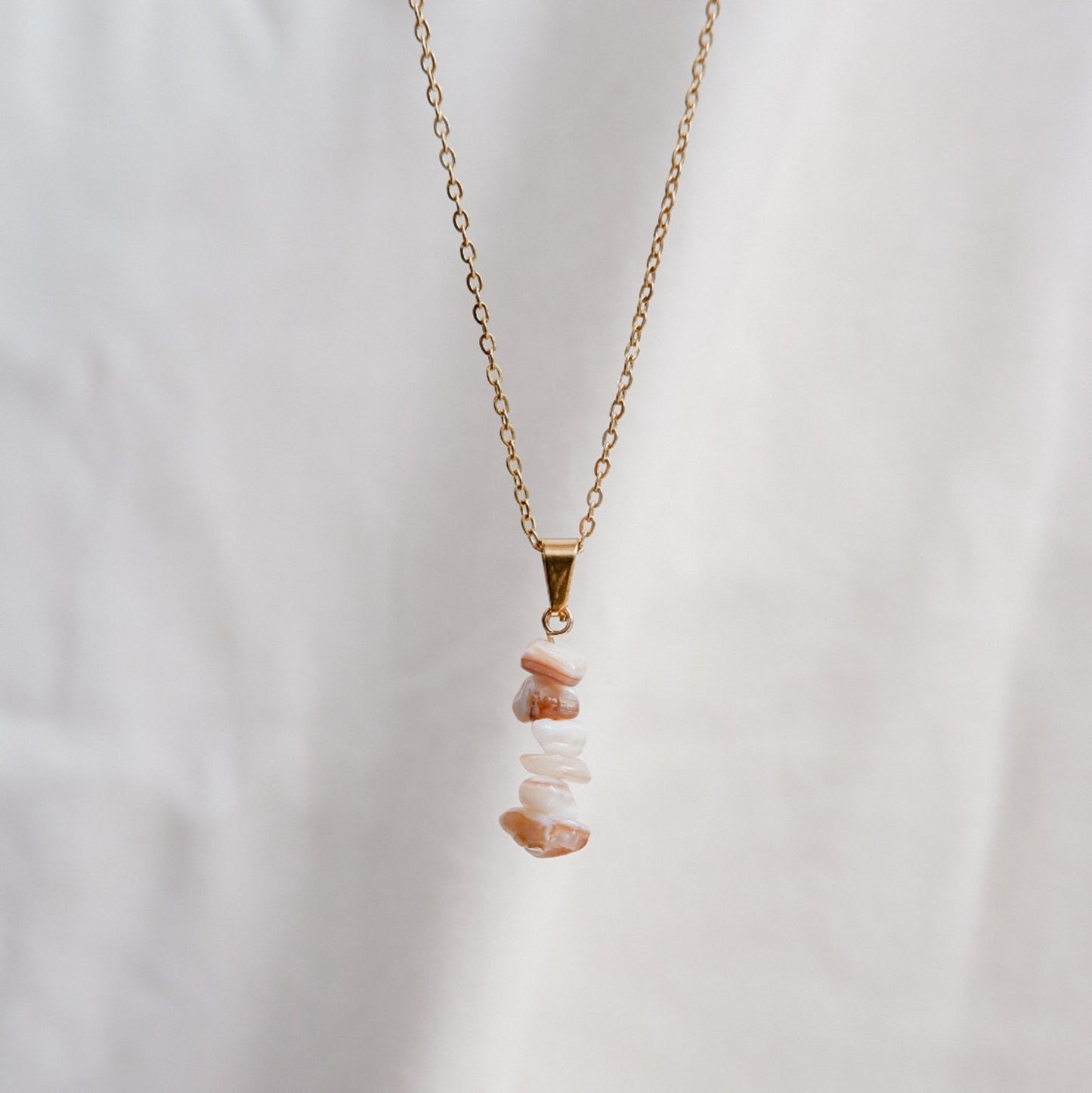White Chip Stone Necklace