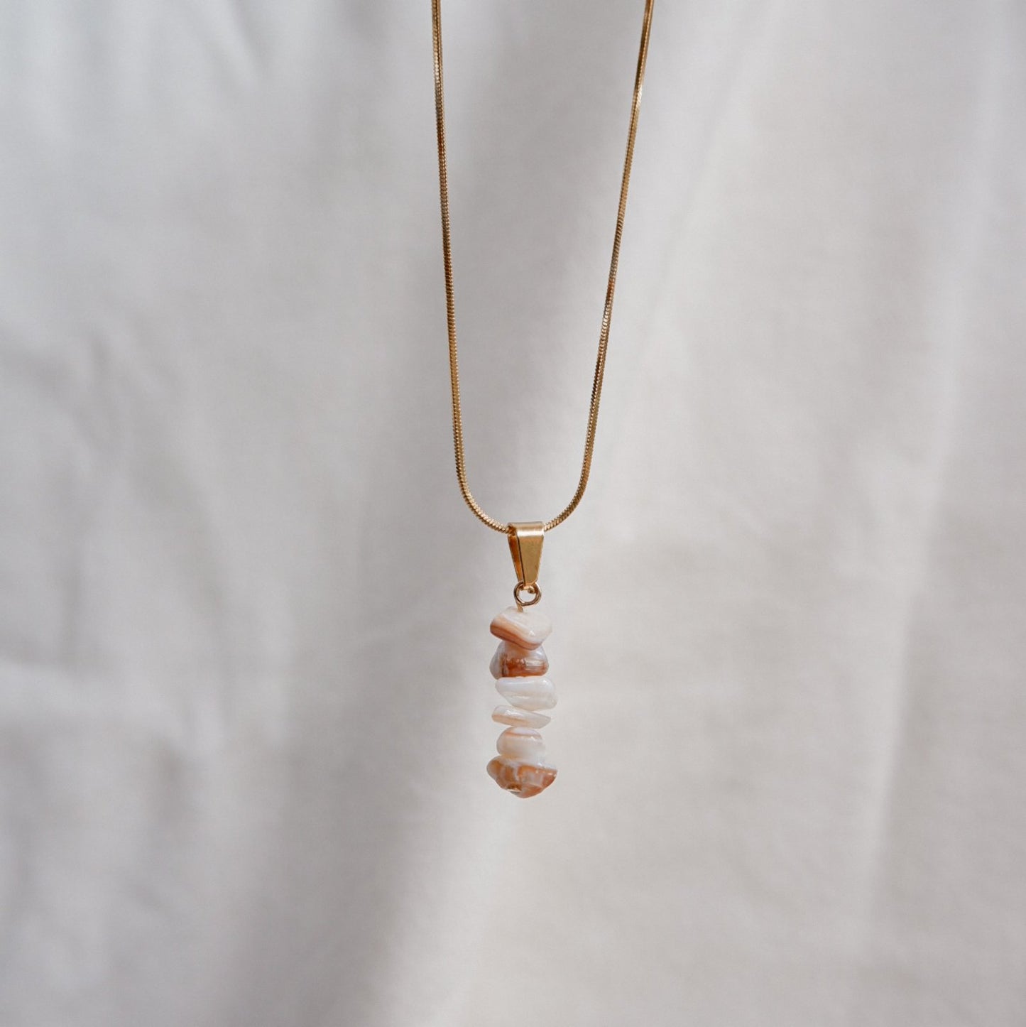 White Chip Stone Necklace