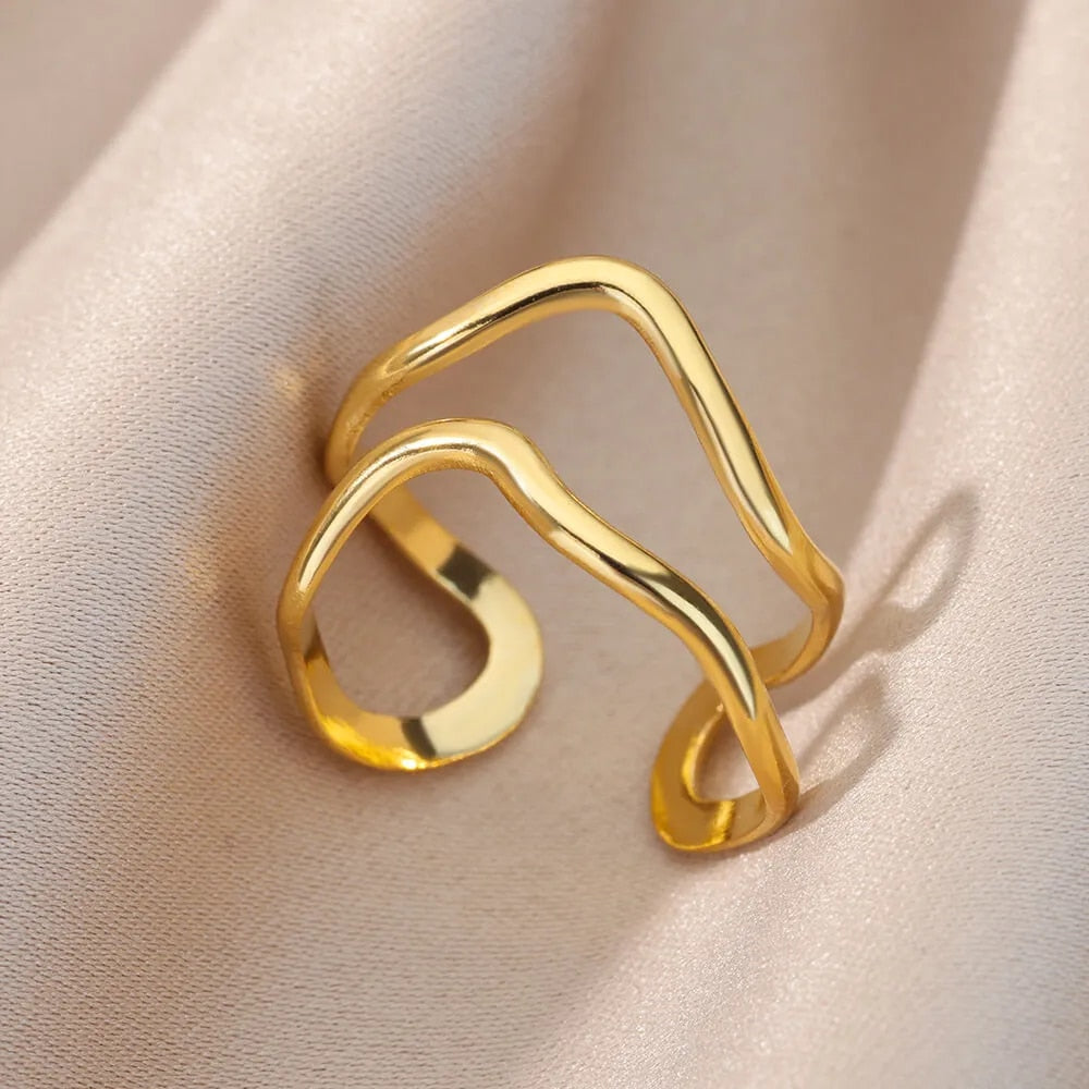 Harlow adjustable gold ring by Andrea