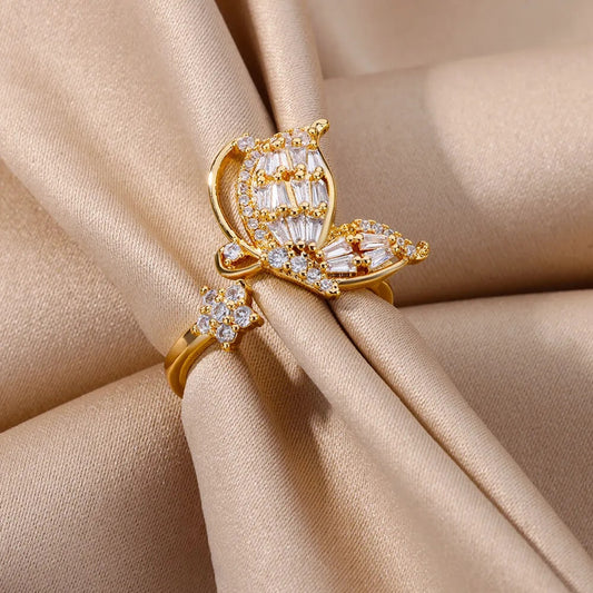 Juliana adjustable gold ring by Andrea