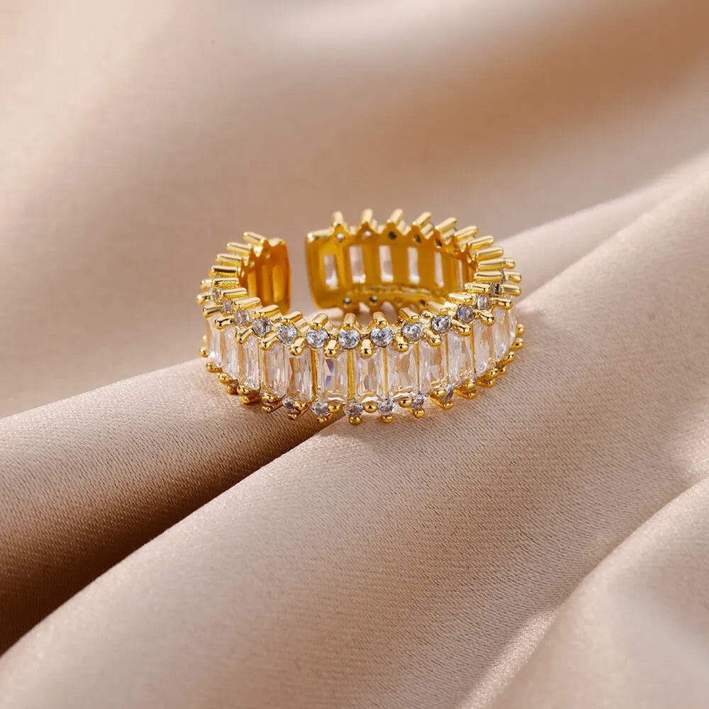 Lila adjustable gold ring by Andrea