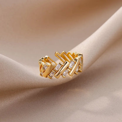 Berlin adjustable gold ring by Andrea