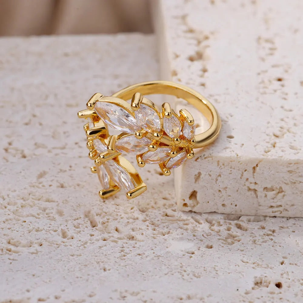 London adjustable gold ring by Andrea