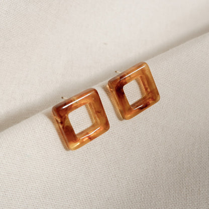 Quadra (brown) earrings by Andrea