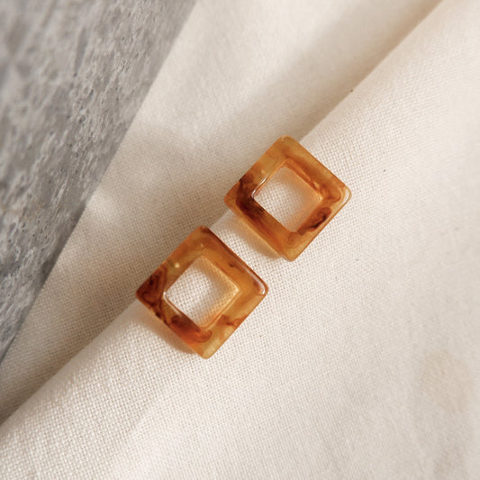 Quadra (brown) earrings by Andrea