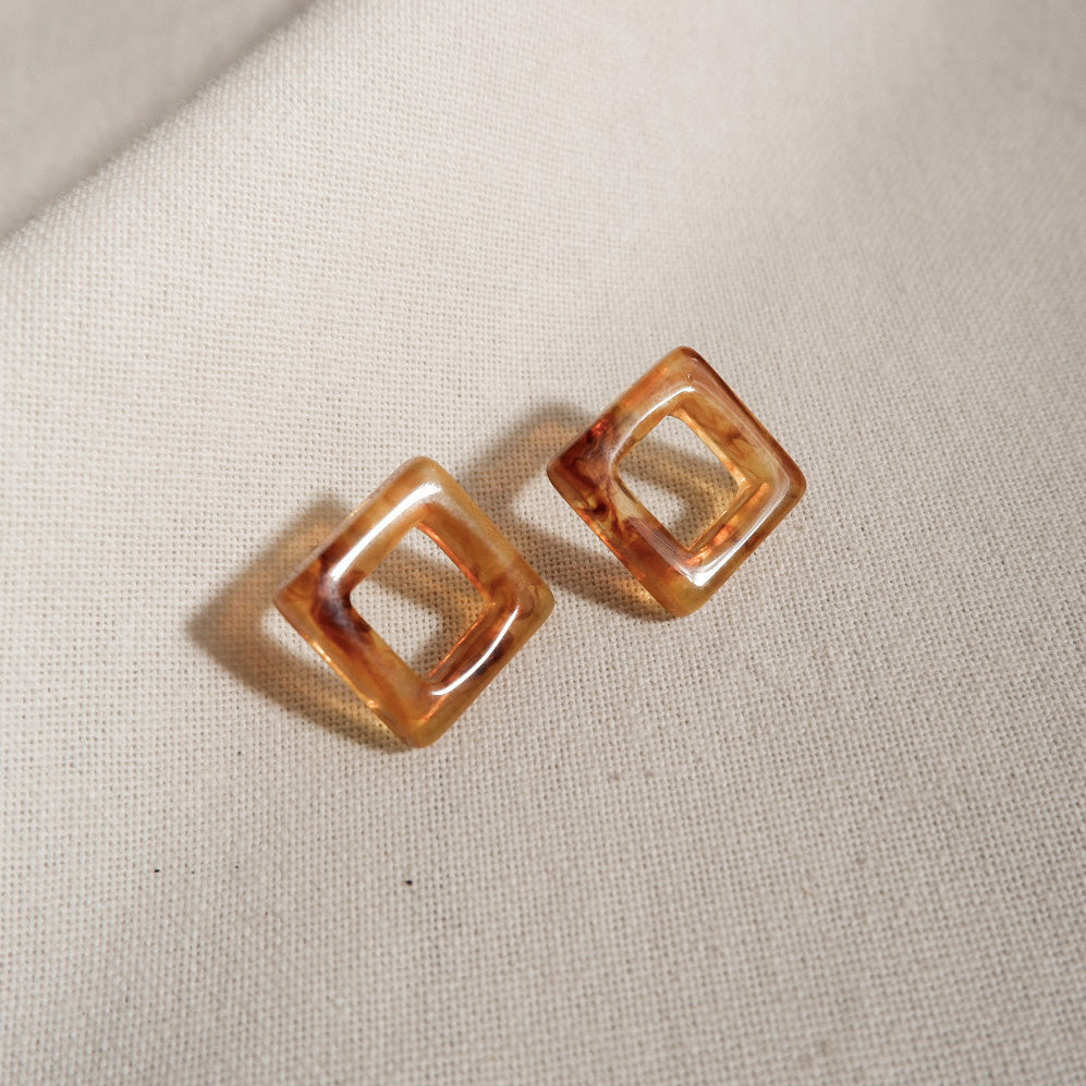 Quadra (brown) earrings by Andrea