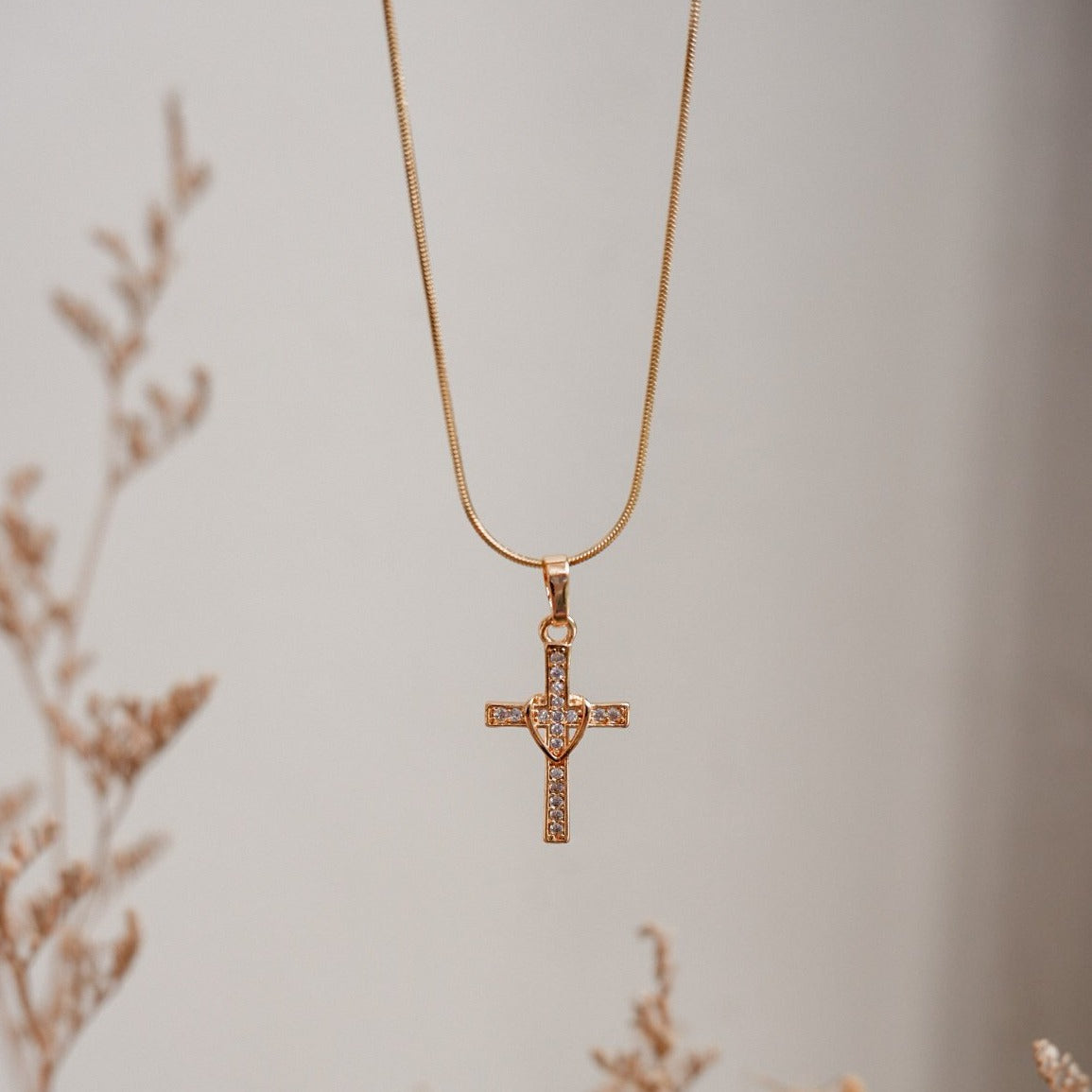 Mary Gold Necklace