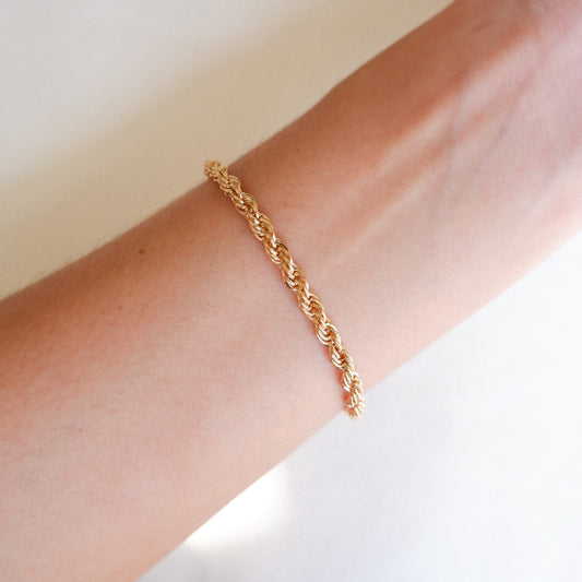 Anaya 1.0 Gold bracelet by Andrea